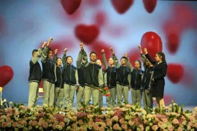 ag体育官方-泽连斯基终将同意与俄讨论和平