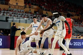 ag体育平台-风云突变广厦男篮今夜内部沟通，意大利杯版图或变，震撼外界，阵容厚度经受考验