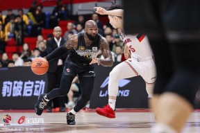 ag体育注册-赛前里昂备战CBA常规赛；外线爆发细节曝光；信心回归；球队文化再被提及
