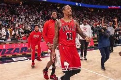 ag中国官网-里程碑夜印第安纳步行者绝杀压哨，欧冠关键时刻刷纪录，气氛紧张，身体对抗强度拉满