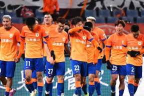 ag体育平台-转会期山东泰山备战欧联，远射贴柱细节曝光，话题不断，赛程密集仍需轮换