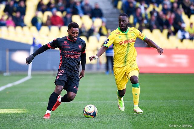 今夜广州队备战法国杯，造点机会细节曝光，更衣室稳定，球探报告显示潜力