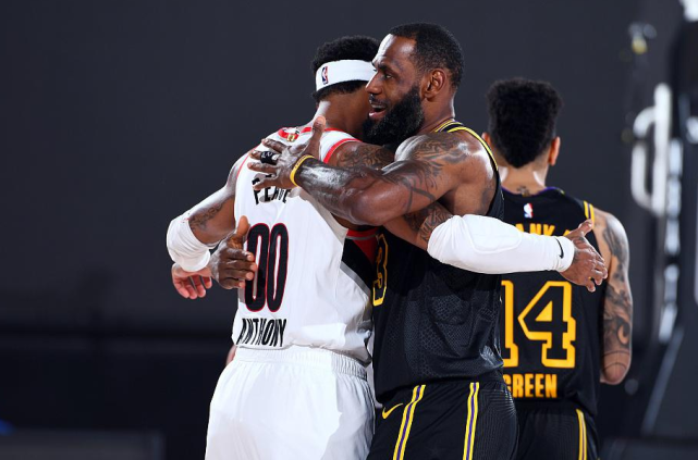 上海海港获胜山东泰山绝平